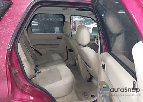 2008 Ford Escape Xlt z USA, uszkodzony, nr VIN 1FMCU03Z38KD08562